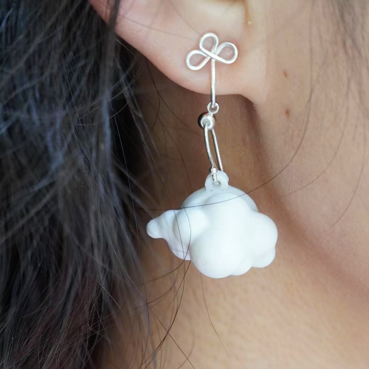 The Brickables (Clouds): Sustainable Lego-Compatible Earrings
